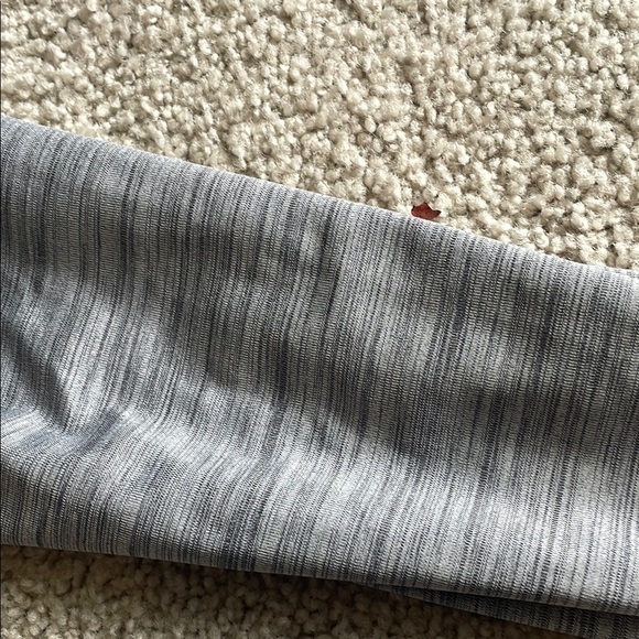 Gray rash guard Hoodie full zip - Picture 5 of 5